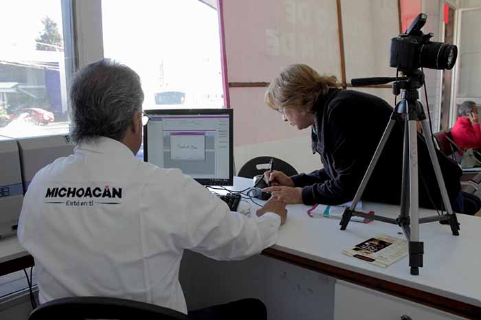 Continúa campaña para prevenir fraudes en trámites vehiculares