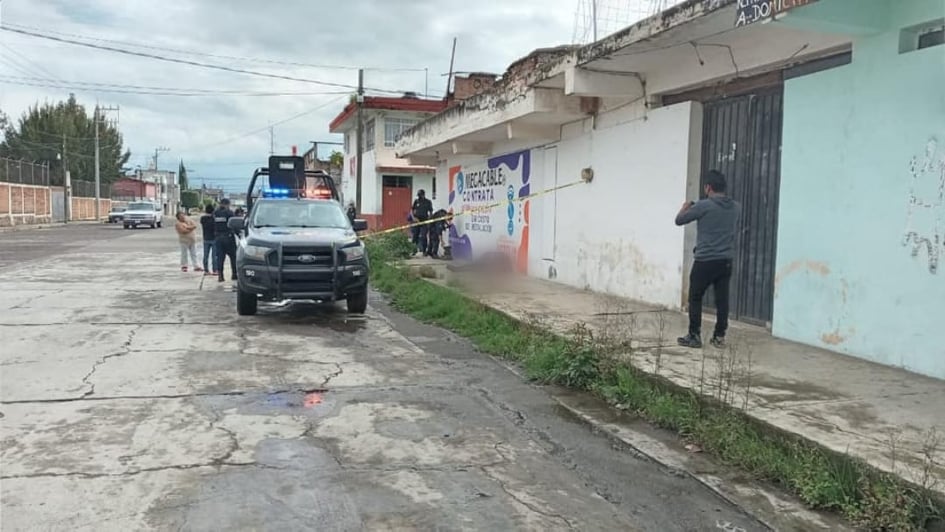 ZITÁCUARO Encuentran a indigente sin vida en vía pública de Zitácuaro 1