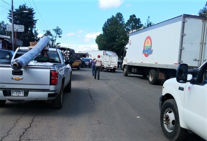 URUAPAN Segundo día de bloqueo carretero en San Lorenzo ya hay diálogo 1