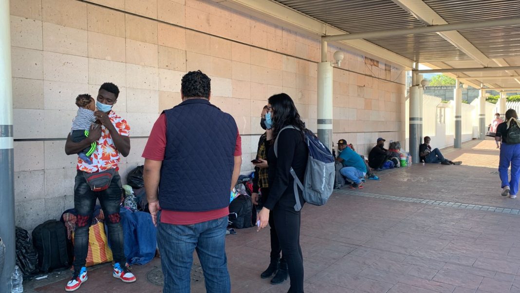 SEMIGRANTES 1 301221