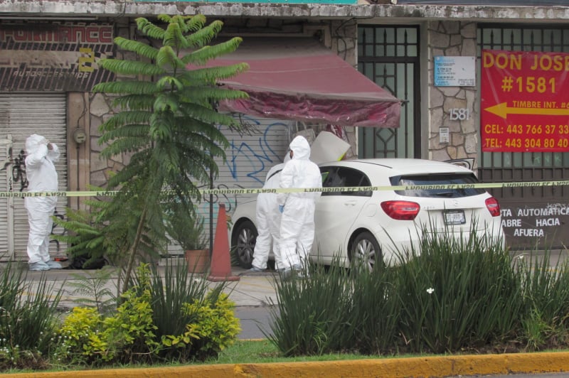 MORELIA Asesinan a automovilista en la Av. Madero vendedor de paletas resulta herido 10