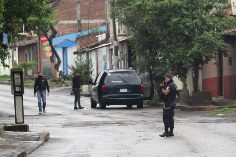 JACONA Conductor de camioneta es baleado en las calles de Jacona 2