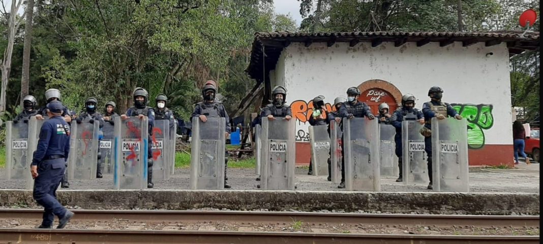 URUAPAN Mediante el dialogo liberan de las vías férreas de Caltzontzin y Pátzcuaro 6