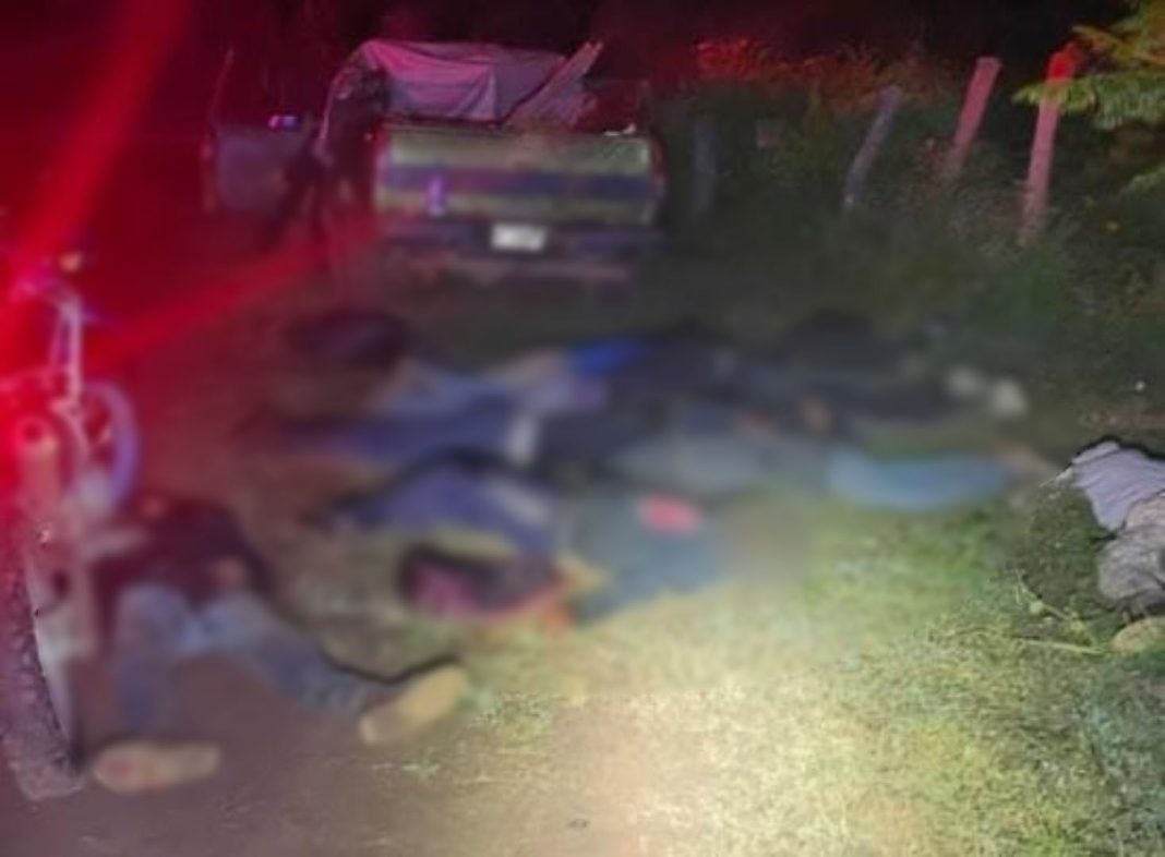 TANGAMANDAPIO Hay 6 menores de edad entre las 11 personas asesinadas en Tarecuato