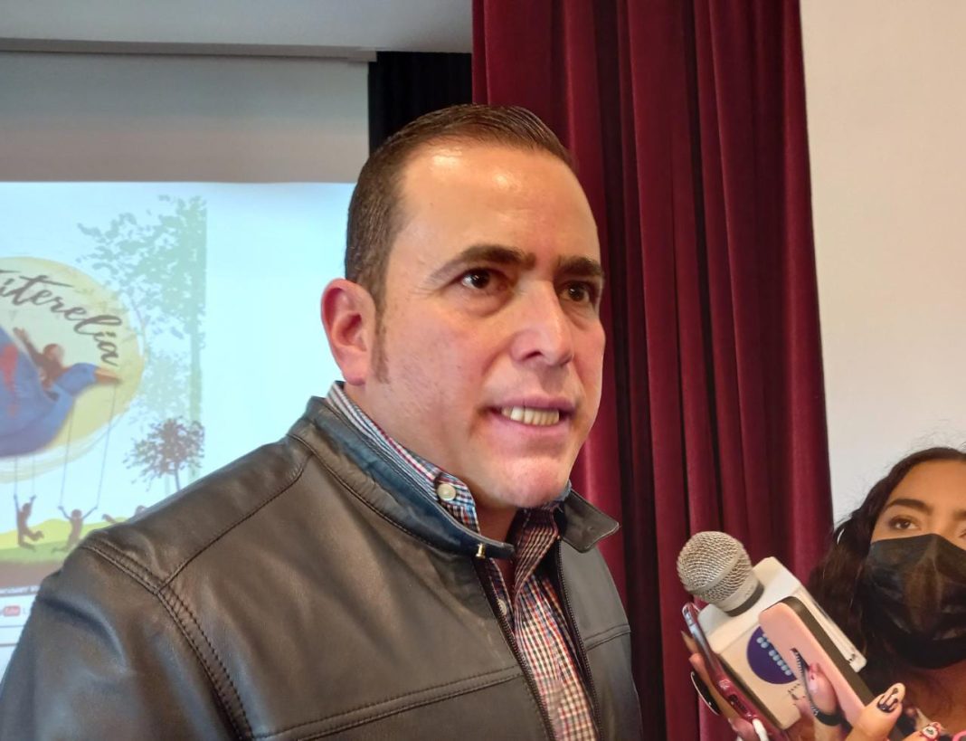 HUMBERTO GONZALEZ HUANDACAREO 1611