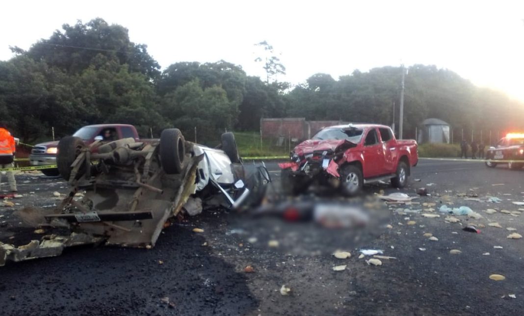 TANCÍCTARO Brutal choque en Tancítaro deja un muerto y dos lesionados