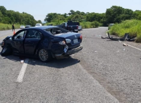 LA UNIÓN Sacerdote michoacano fallece en accidente vial en Guerrero 1