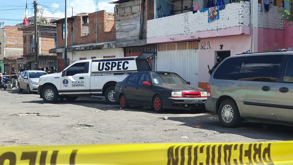 MORELIA Acribillan a 2 personas en la Wenceslao Victoria cerca de la TAM 4