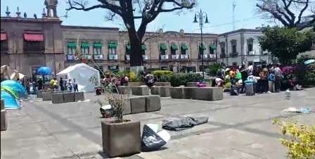 retiro normalistas 2204