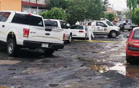 Transeúnte es asesinada 1706 Transeúnte es asesinada 1706