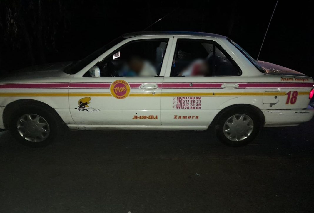JACONA Delincuentes atacan taxi en Jacona hay tres muertos y una lesionada 1