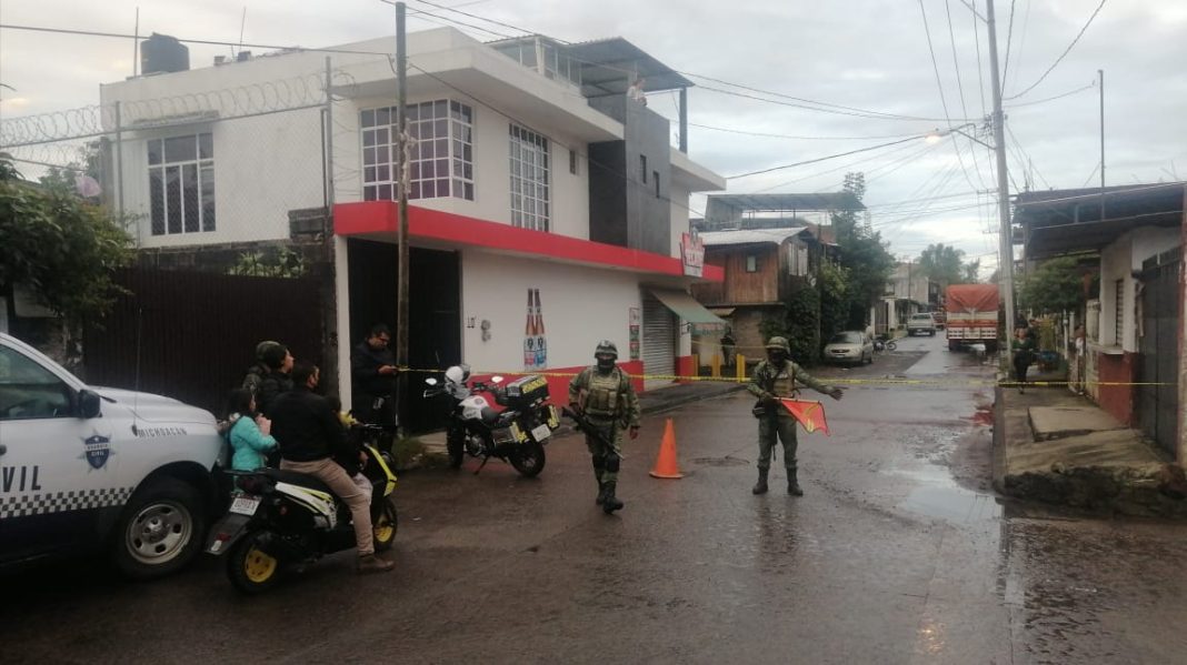 URUAPAN De nueve balazos matan a motociclista en la avenida Del Sol 2