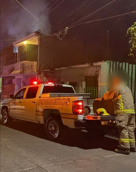 MORELIA Se registra incendio en un domicilio de la colonia La Soledad en Morelia