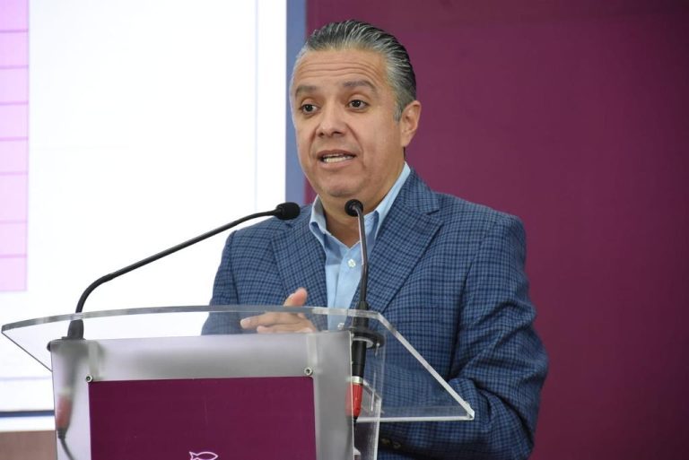 Reconocen a diputados por ampliar plazo de pago de refrendo vehicular sin multas ni recargos
