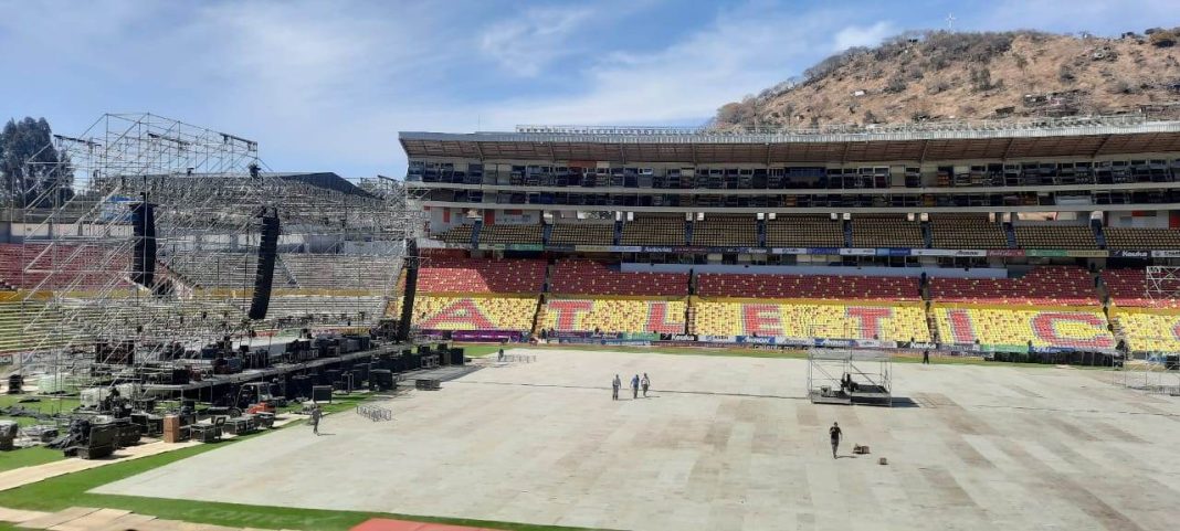 MORELIA Listo operativo de seguridad para concierto de Julio Álvarez 23