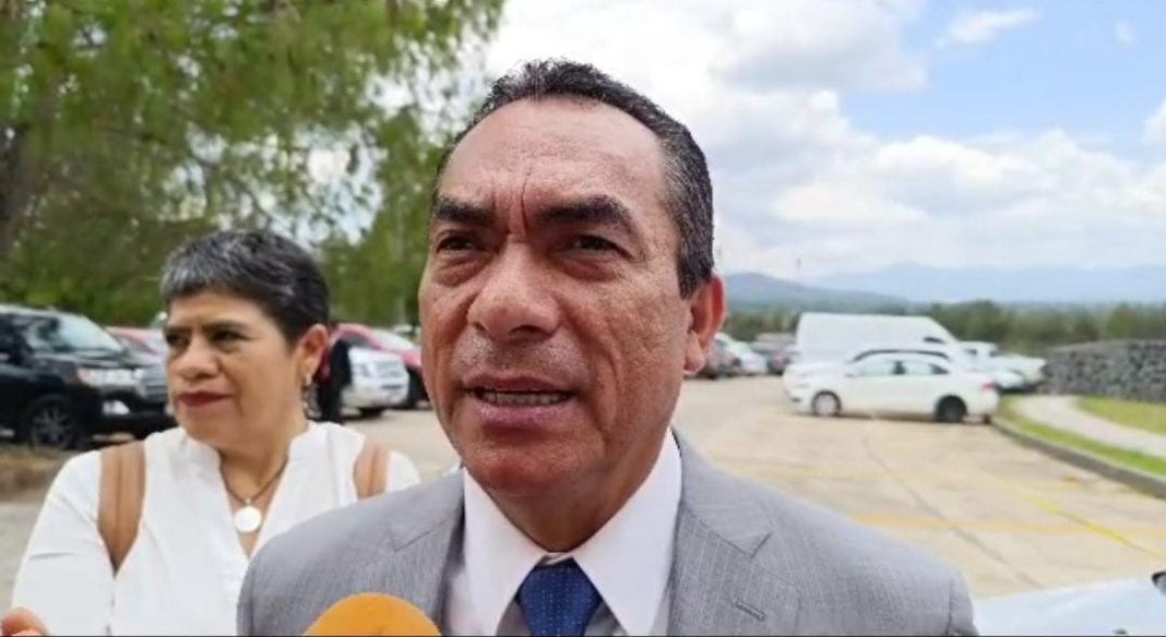 FISCAL ADRIAN ENTREVISTA 040723