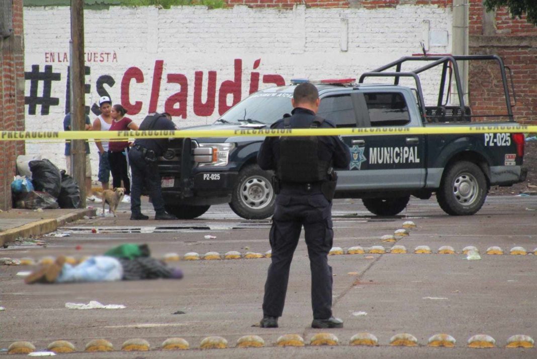 ZAMORA Por la espalda balean y matan a motociclista en la colonia La Libertad 3
