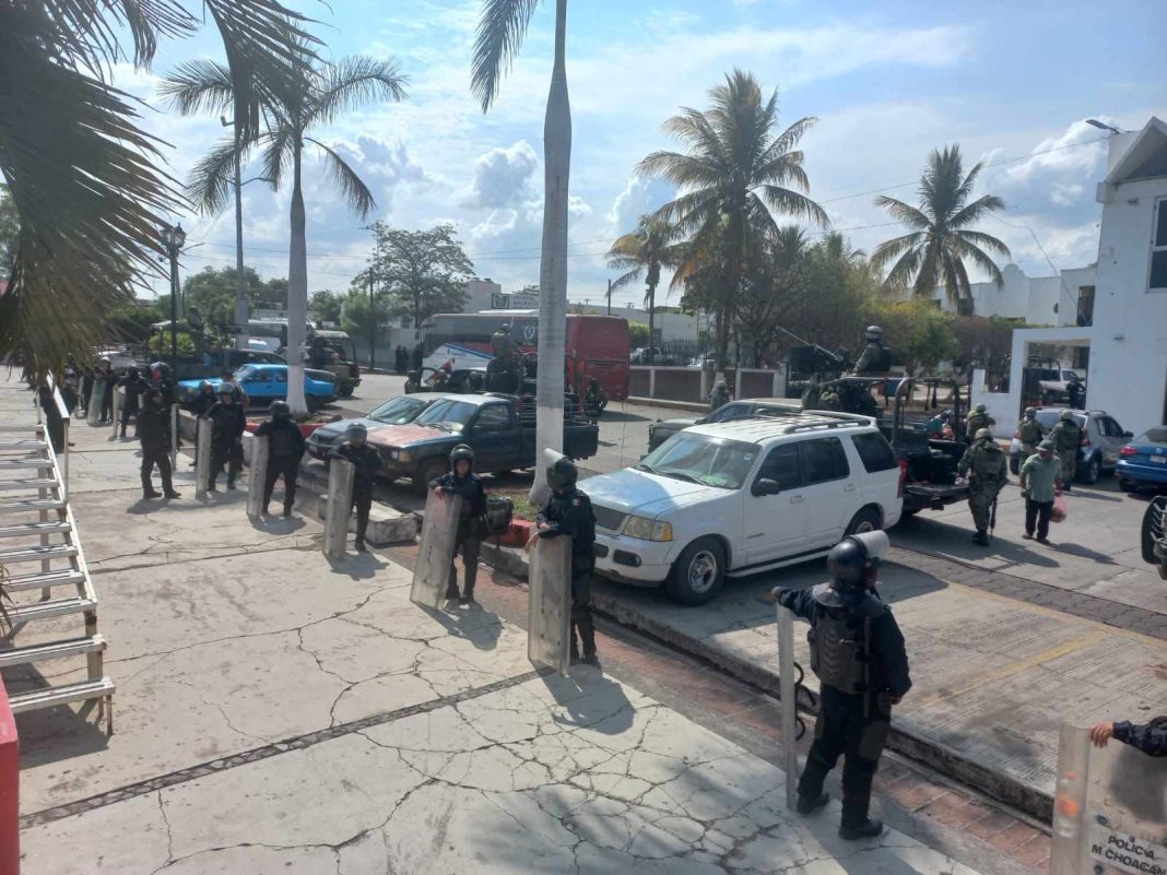 MÚGICA Realizan operativo de revisión de armamento a policías de Múgica 2
