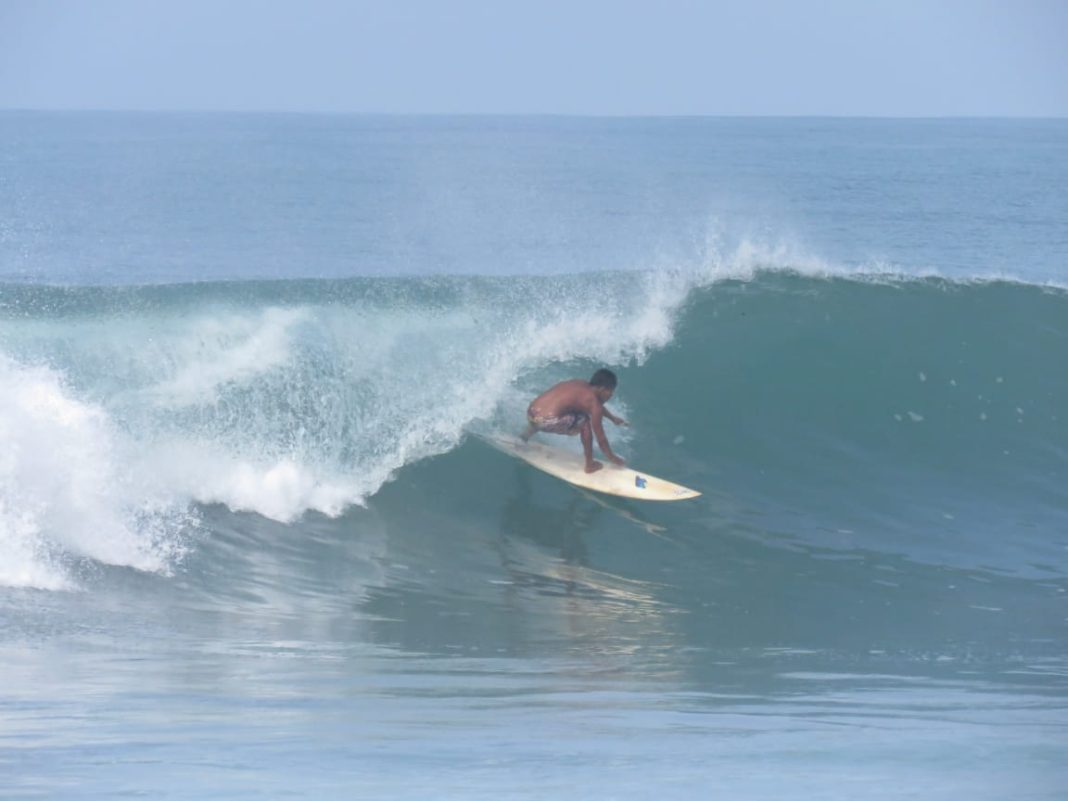 SURFISTAS