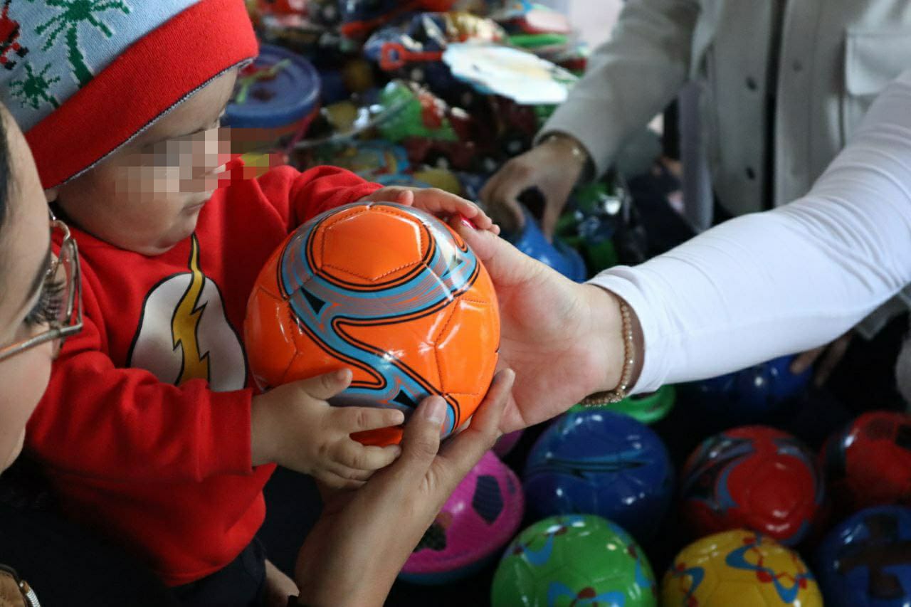 En apoyo al DIF Morelia, se entregan juguetes al norte de la ciudad