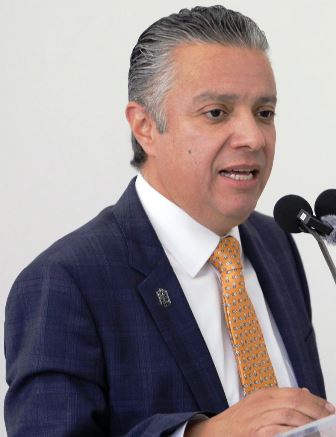 Por cada peso pagado de deuda heredada se invertirán tres más en obras: Navarro García