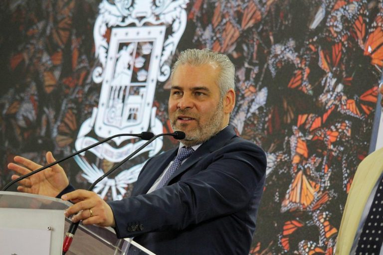 Garantiza gobernador buen cierre financiero para sector educativo