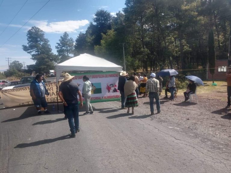 Indígenas bloquean carreteras este viernes por víctimas de desaparición forzada