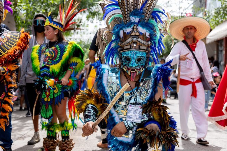 Sahuayo te espera con la danza de los Tlahualiles; conoce las fechas para ver a estos guerreros
