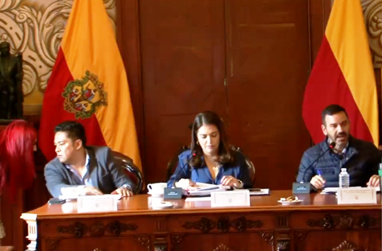 Pide viuda de elemento de la Policía Morelia apoyo para brindar sustento a su familia