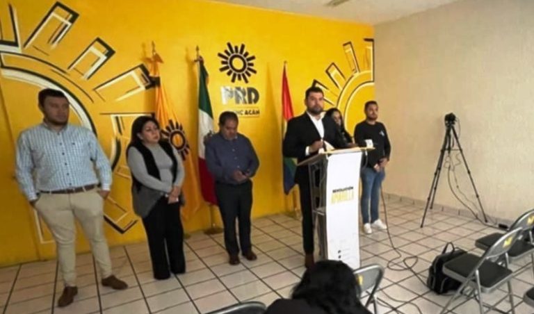 Prepara PRD liquidación de todos sus empleados, ante eventual pérdida de registro