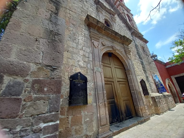Investigan atentado contra templo de la Columna