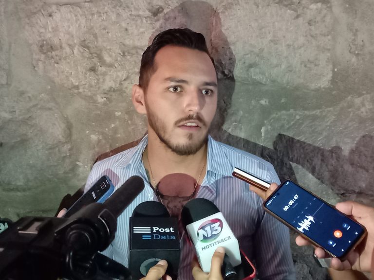 Lluvias detienen huachicoleo de agua en la presa de Umecuaro
