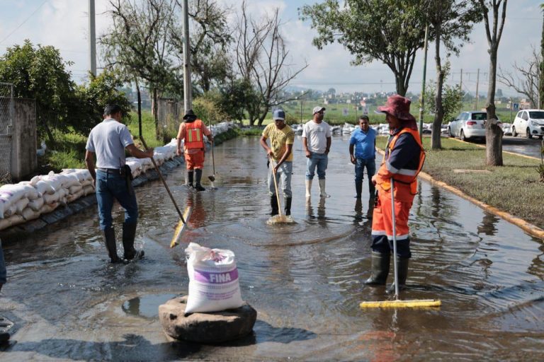 Gobierno de Morelia continúa limpieza en fraccionamiento Hacienda Tiníjaro
