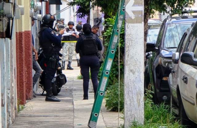 Hombre sobrevive ileso tras ser atacado por dos gatilleros, en Zamora
