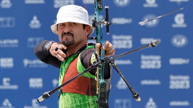 El pararquero michoacano Samuel Molina busca el oro en Paralímpicos París 2024