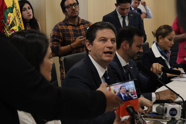 Frustración y decepción, tras la traición de la senadora Araceli Saucedo: Alfonso