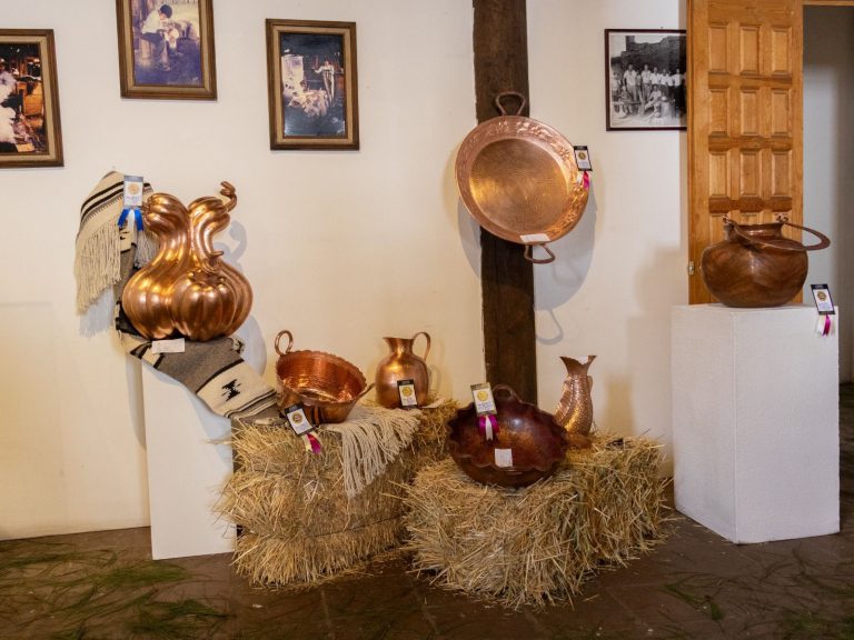 Clausuran Feria Nacional del Cobre y premian las mejores piezas