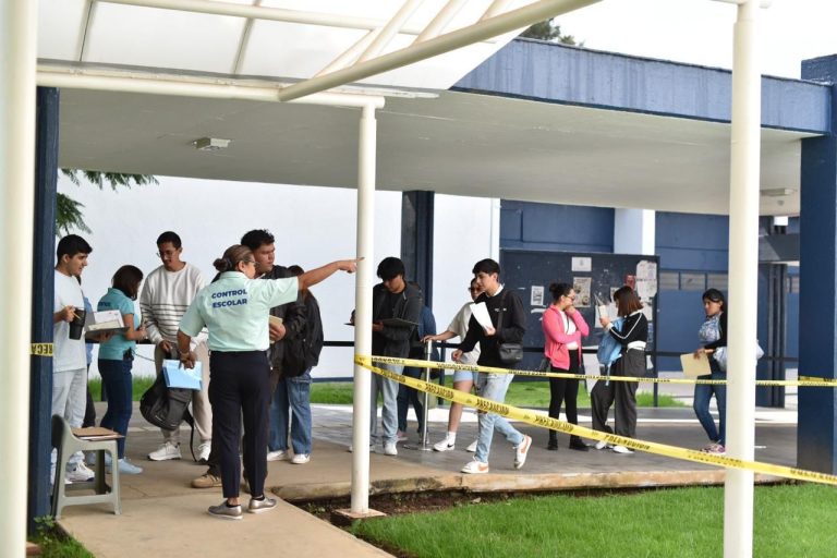 Continúa la realización de inscripción a la UMSNH; toca el turno a carreras del área de Ciencias Exactas y Humanidades