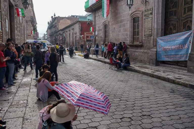 Toma CNTE alcaldías en la entidad, para que los alcaldes medien ante gobierno bedollista