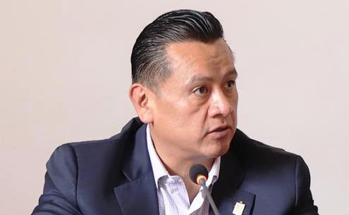 Refuta Lupe Mora a Torres Piña; no es caída de precio, es extorsión