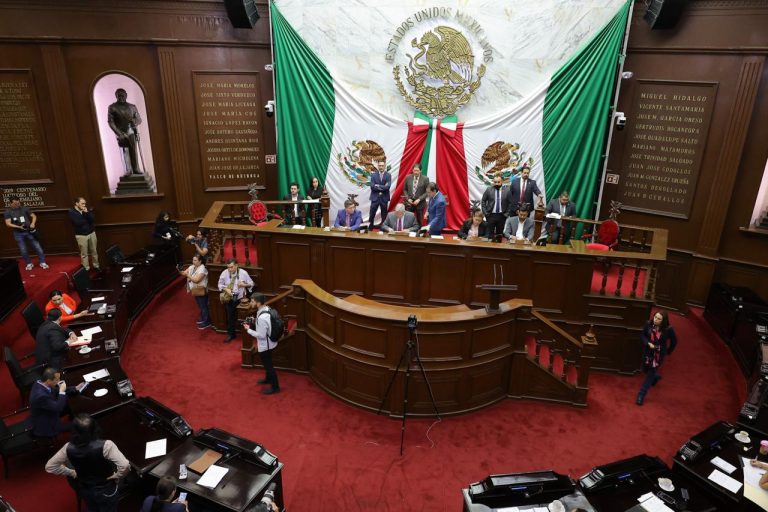 Constituyen grupos parlamentarios y nueva Junta de Coordinación Política en la 76 Legislatura