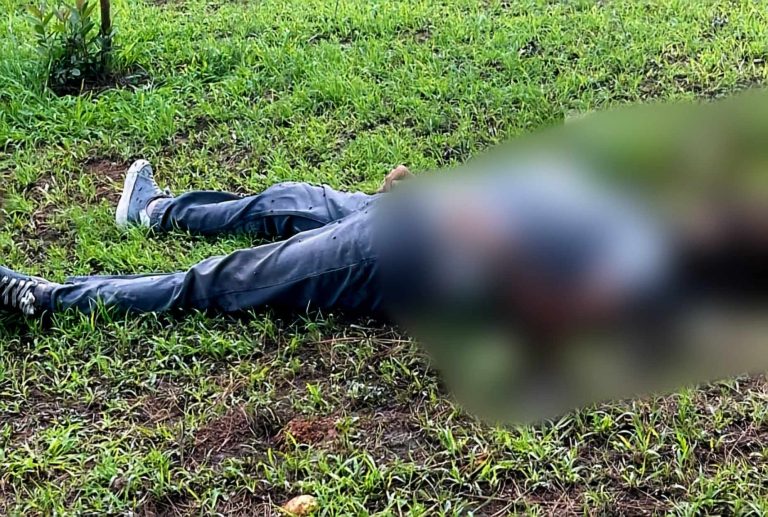 Encuentran un cadáver putrefacto en cerro aledaño a Valle Dorado