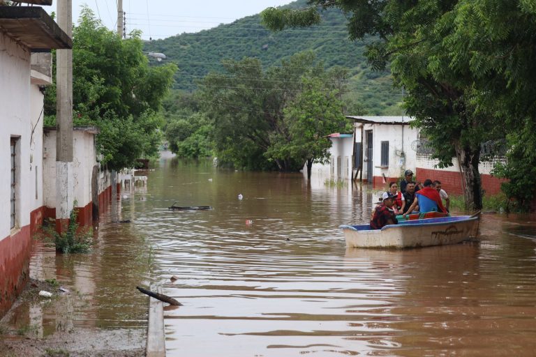 San Lucas, Huetamo y La Huacana con más estragos por lluvias