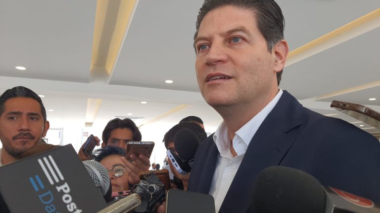 Nombran a Adolfo Torres como director del OOAPAS