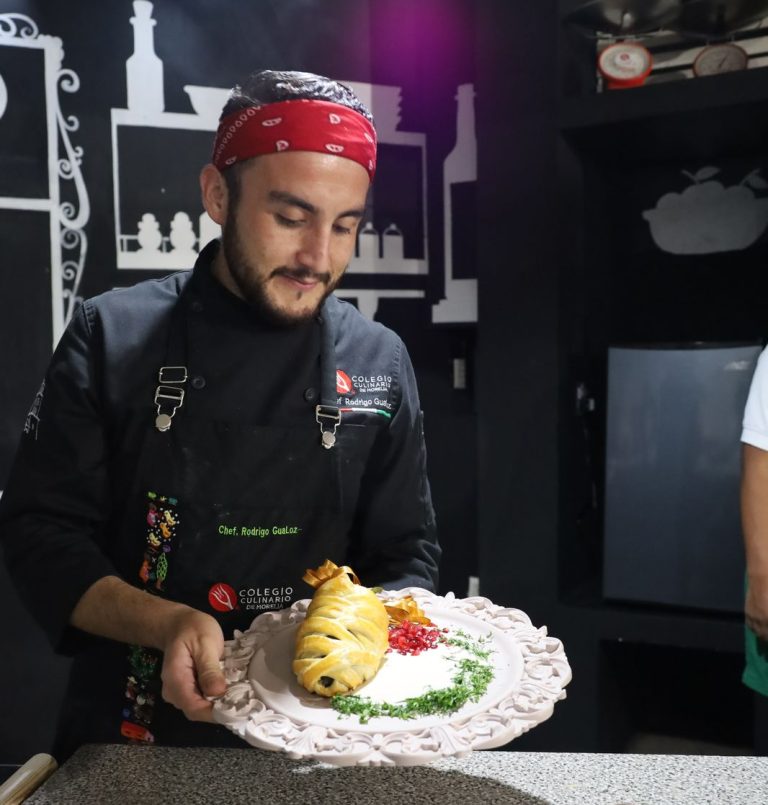 Chiles en Nogada: Un Símbolo Patriótico y Culinario de México