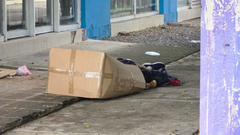 Hombre en situación de calle es hallado muerto en Zamora