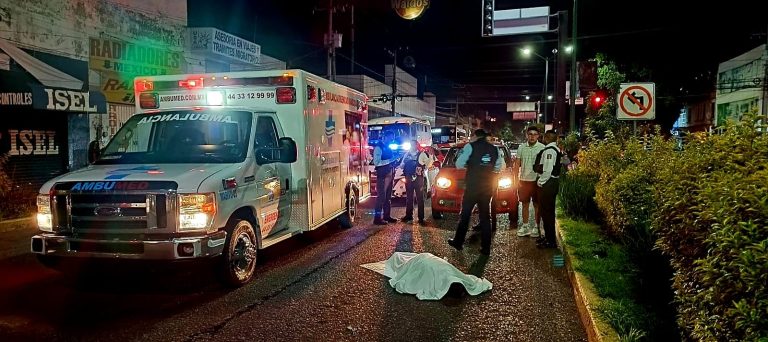 Transeúnte muere al ser atropellado en la avenida Madero Poniente de Morelia