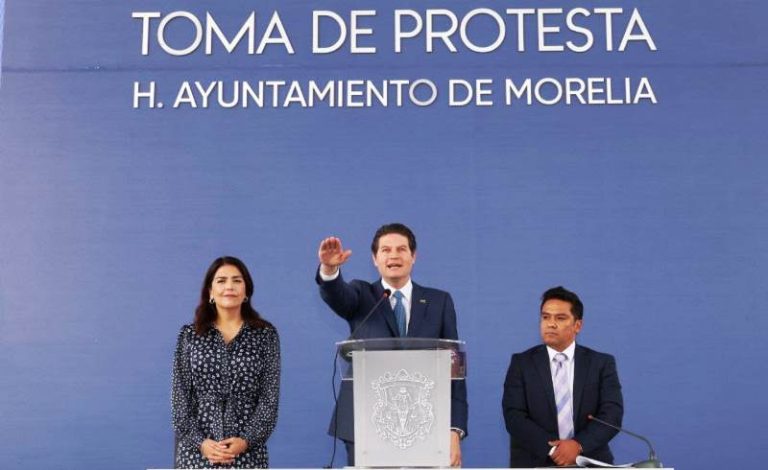 Con el compromiso de seguir construyendo en la pluralidad, Alfonso Martínez rinde protesta como Presidente de Morelia