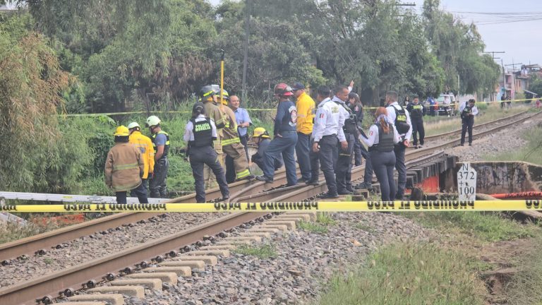 Hallan a hombre muerto dentro del Río Chiquito límites Río Grande de Morelia