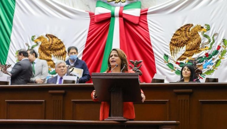 Aplausos y festejos en el Congreso, diputados michoacanos de la 4T aprueban la reforma a la GN